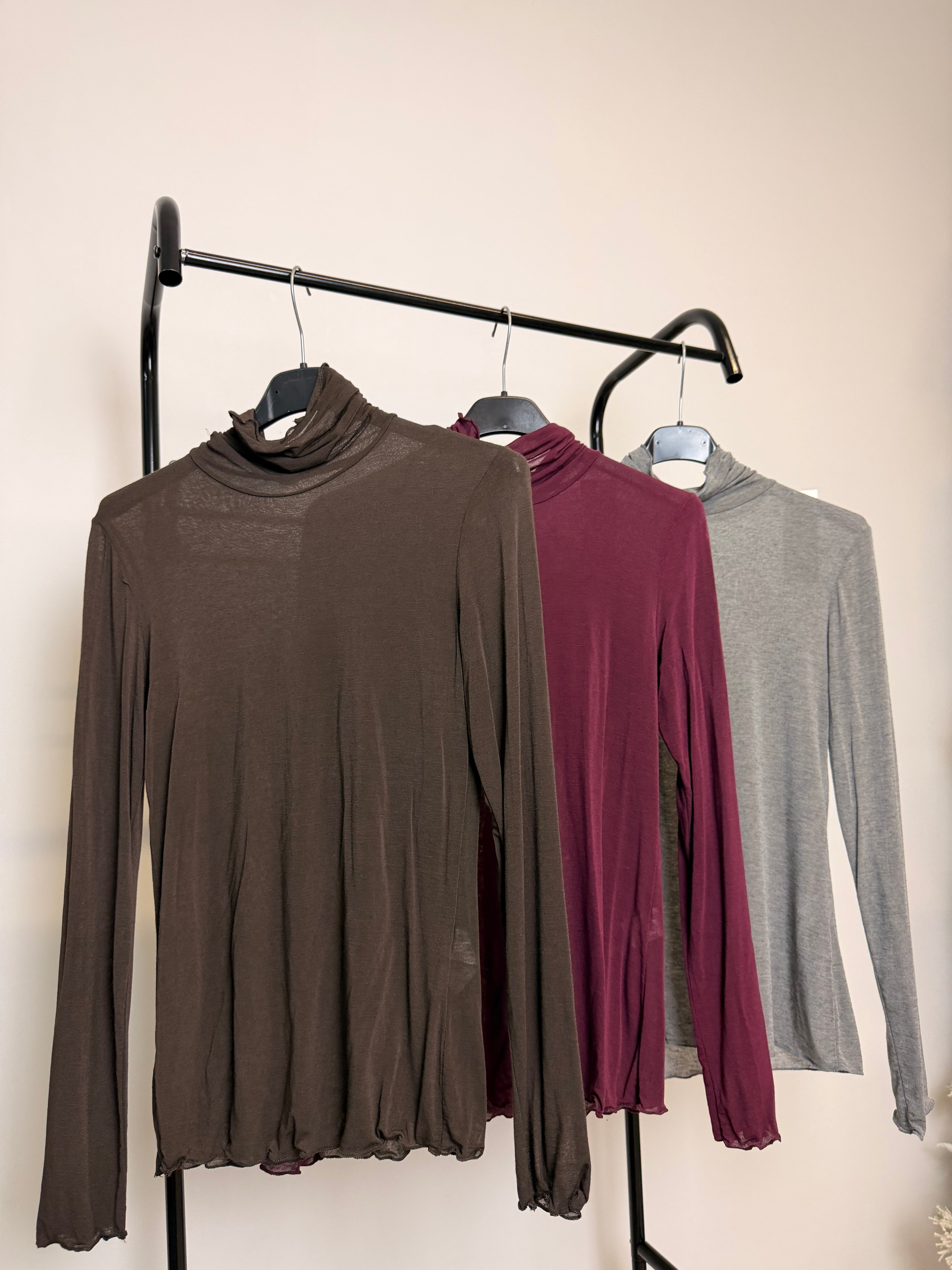 Maglie Semi-trasparenti collo alto