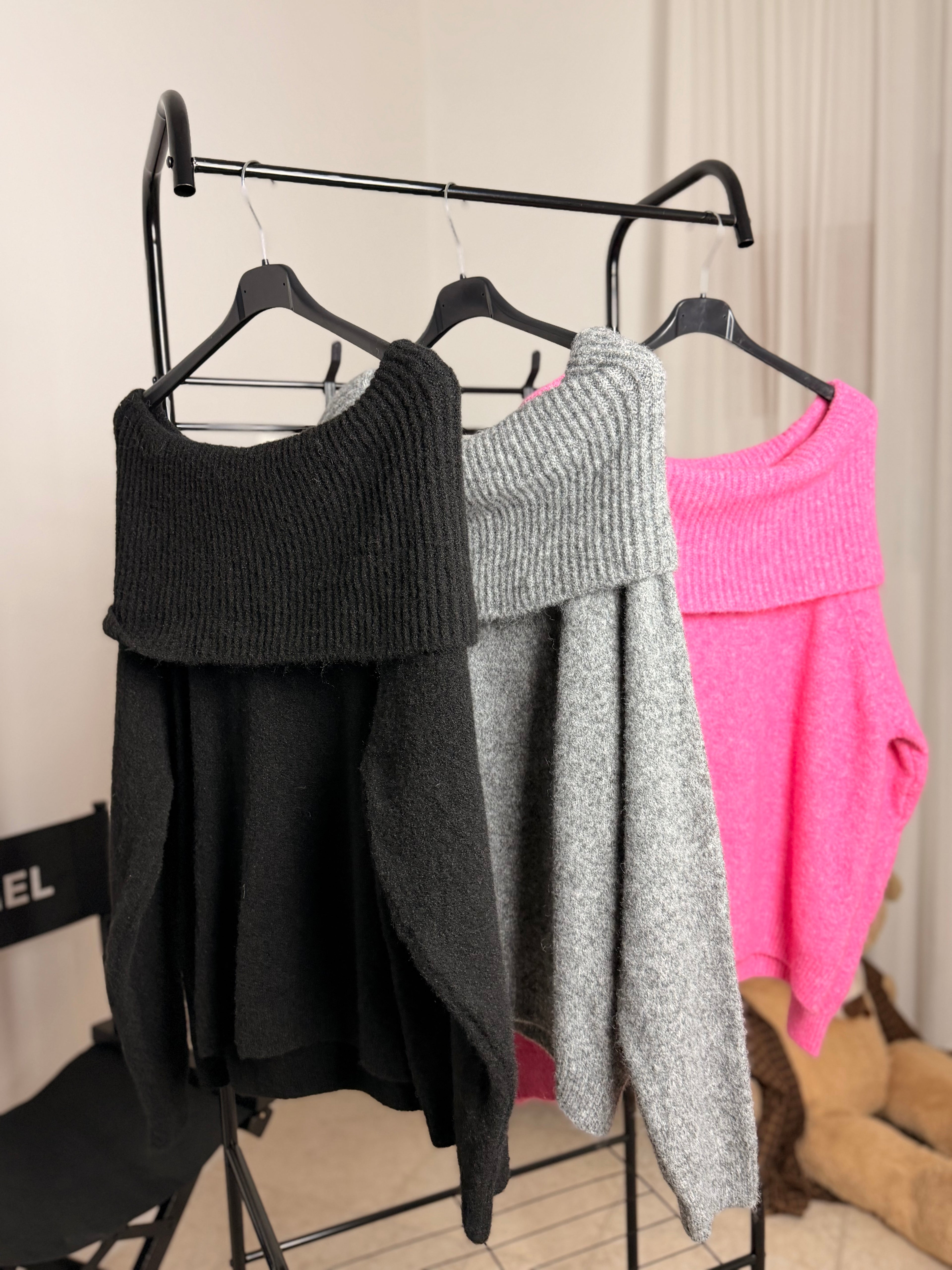 Pull lana scollo a barca